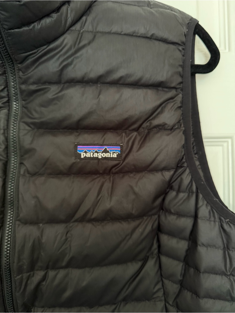 Patagonia “Worn Wear” Black Quilt Puffer Down Vest - Picture 3 of 7